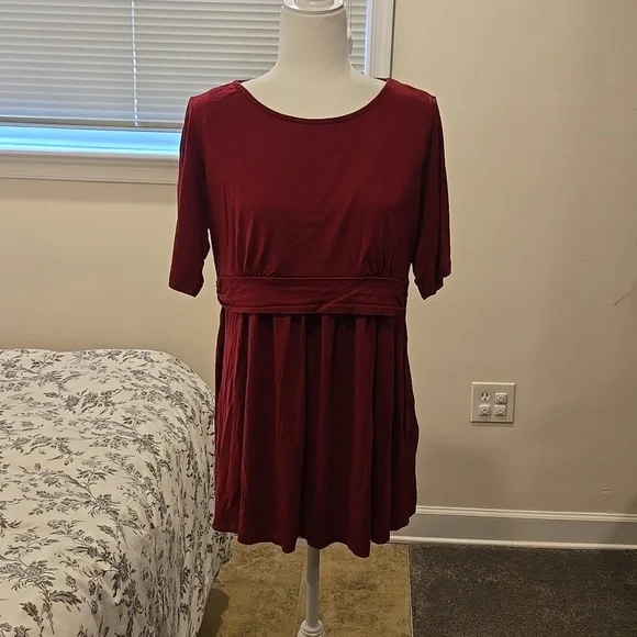 Seraphine Maternity/Nursing Top - Picture 1 of 6